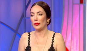 Ceyda Düvenci ile Bambaşka Sohbetler 1. évad Ep.39 39. epizód