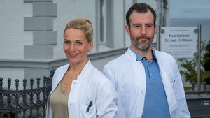A tengerparti doktor kép