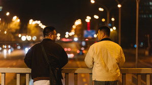 他和他的101夜 kép