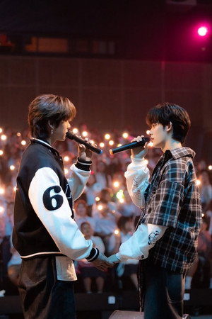 ด้วงกับเธอ poszter