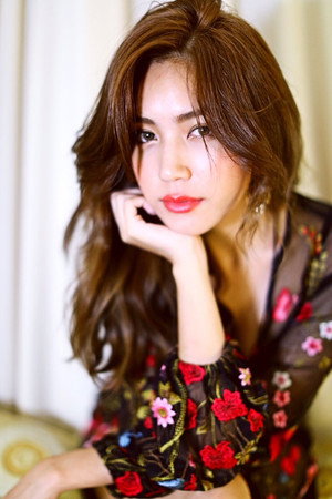 夏若妍 profil kép