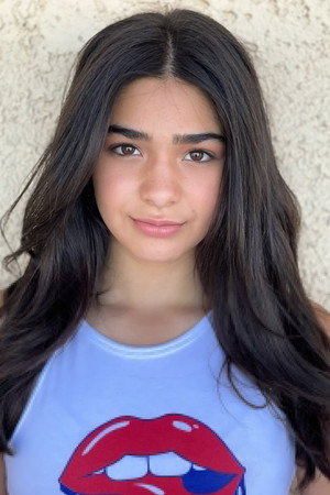 Alexandra Bull