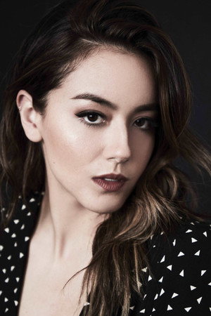 Chloe Bennet profil kép