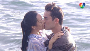 ทะเลเดือด 1. évad Ep.10 10. epizód