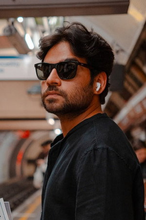 Satish Ray profil kép
