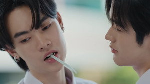 แอบเนียนนักเรียนห่วย kép