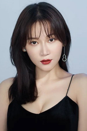 何雨桐 profil kép