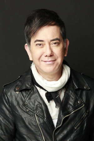 黃秋生 profil kép
