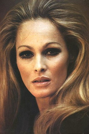 Ursula Andress profil kép