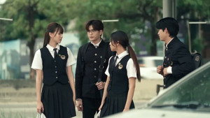 มิตรภาพคราบศัตรู 1. évad Ep.8 8. epizód