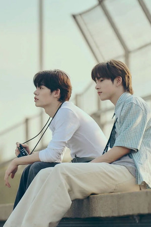 ด้วงกับเธอ poszter