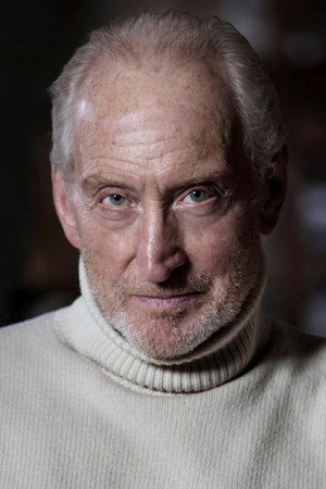 Charles Dance profil kép
