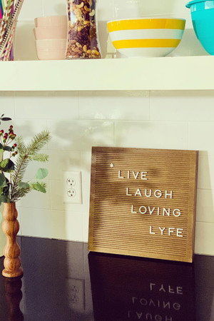Loving Lyfe 1. évad (2019-01-29) poszter