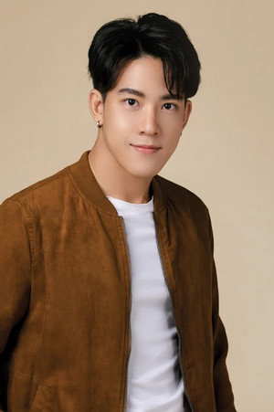 Chatchawit Techarukpong profil kép