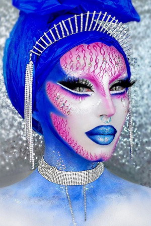 Elaina Glam profil kép