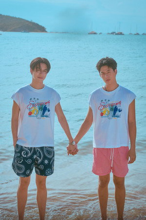 ผมเจอเจ้าชายบนชายหาด poszter
