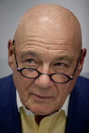 Владимир Познер profil kép