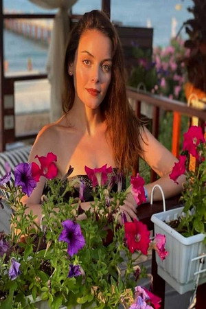 Beste Yaralı profil kép
