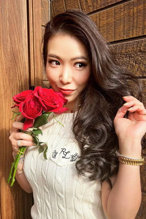 紅蘭 profil kép