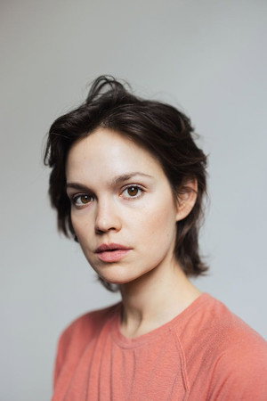 Emilia Schüle profil kép