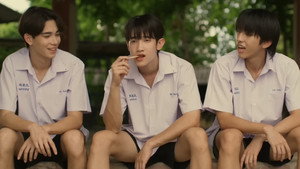 ต้นส้มบ้านเขา แต่ผลส้มหล่นมาบ้านเราตลอดเลย kép