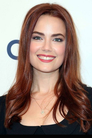 Rebecca Rittenhouse profil kép