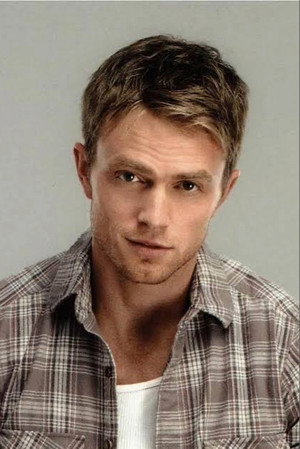 Wilson Bethel profil kép