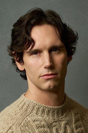 Cory Michael Smith profil kép