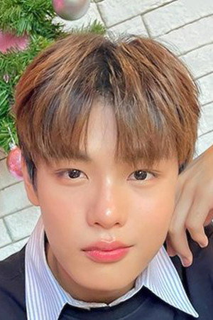 เอิร์ธ นันทวัฒน์ ไพบูลย์ภัทรธน profil kép
