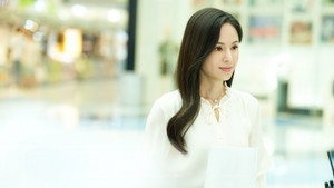 午后玫瑰 kép