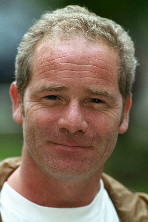 Peter Mullan profil kép