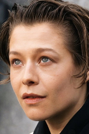 Emma D'Arcy profil kép