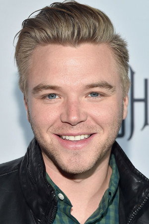 Brett Davern profil kép