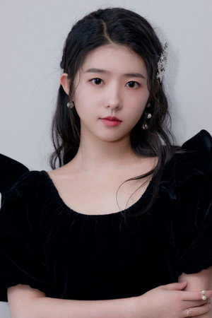 何蓝逗 profil kép