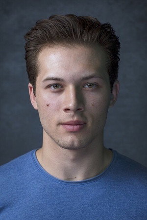 Leo Howard profil kép