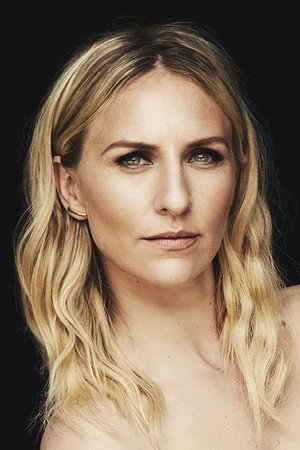 Mickey Sumner profil kép
