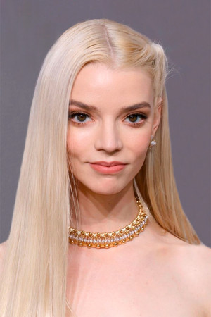 Anya Taylor-Joy profil kép