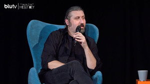 Yalnizim Mesut Bey kép