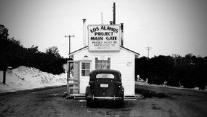 1000 Days of Fear: The Deadly Race at Los Alamos kép