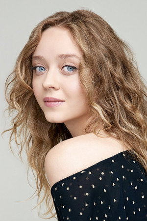 Madeleine Arthur profil kép