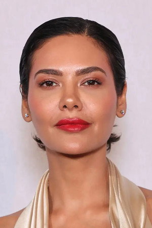 Esha Gupta profil kép