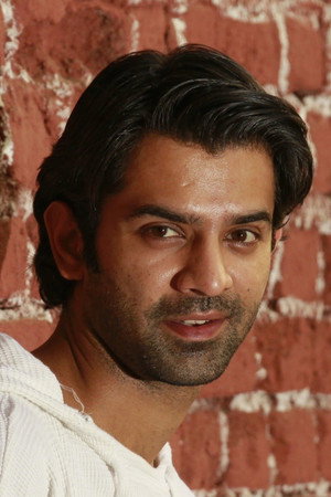 Barun Sobti profil kép