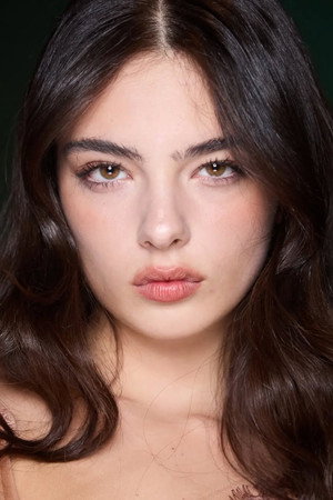 Deva Cassel profil kép