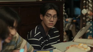 ต้นส้มอยู่บ้านเขา แต่ผลส้มหล่นมาบ้านเราตลอดเลย kép