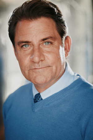Derek S. Orr profil kép