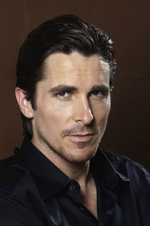 Christian Bale profil kép