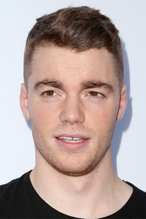 Gabriel Basso profil kép