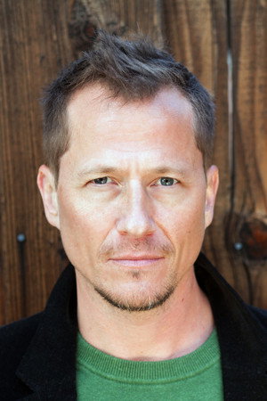 Corin Nemec profil kép