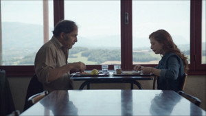 Visszajárók 1. évad Ep.6 Lucy