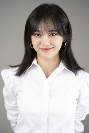 김세정 profil kép